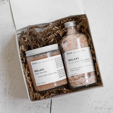 Load image into Gallery viewer, RELAX Spa gift set (bath salt and body polish)
